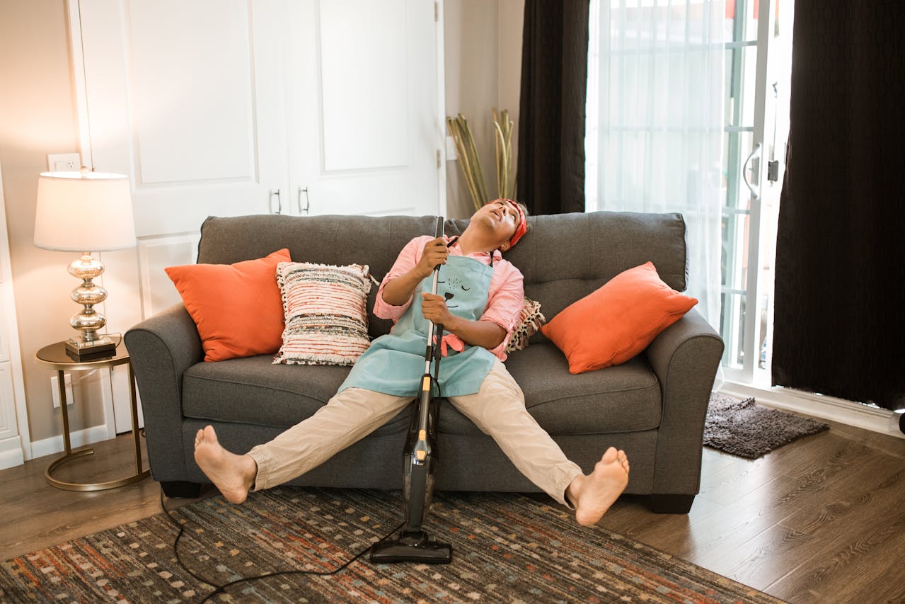 Najlepsze odkurzacze bezprzewodowe 2025 – TOP 7 modeli, które warto kupić